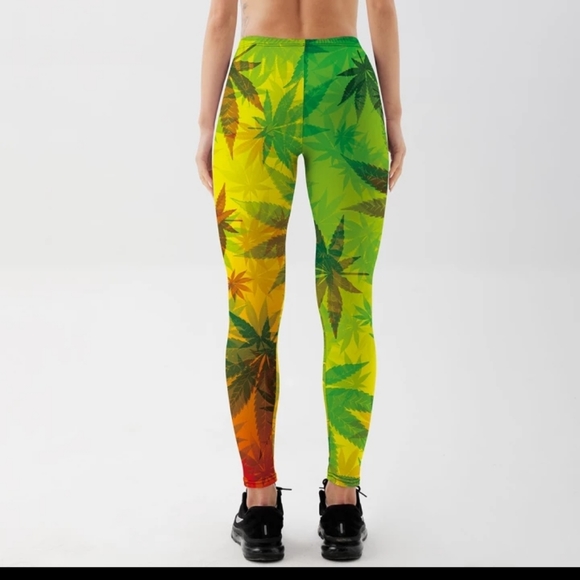 Leaf Printed High Waist leggings L128 - Picture 3 of 3